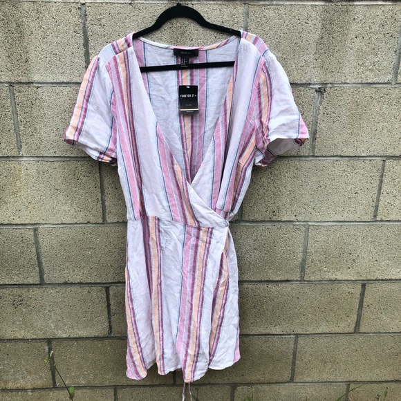 Forever 21 Dresses & Skirts - NWT FOREVER 21 Wrap Dress